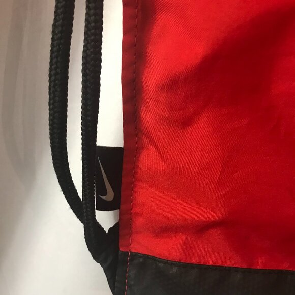 Nike Ole Miss University Athletic Sport Cut Drawstring Lightweight Gym Bag - Picture 4 of 4